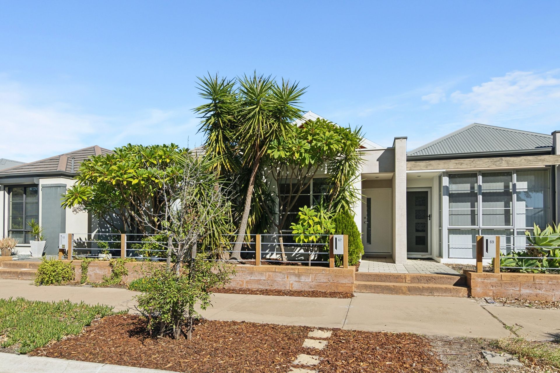 67 Stanbury Crescent, Ellenbrook  WA  6069, Ellenbrook - Image 1
