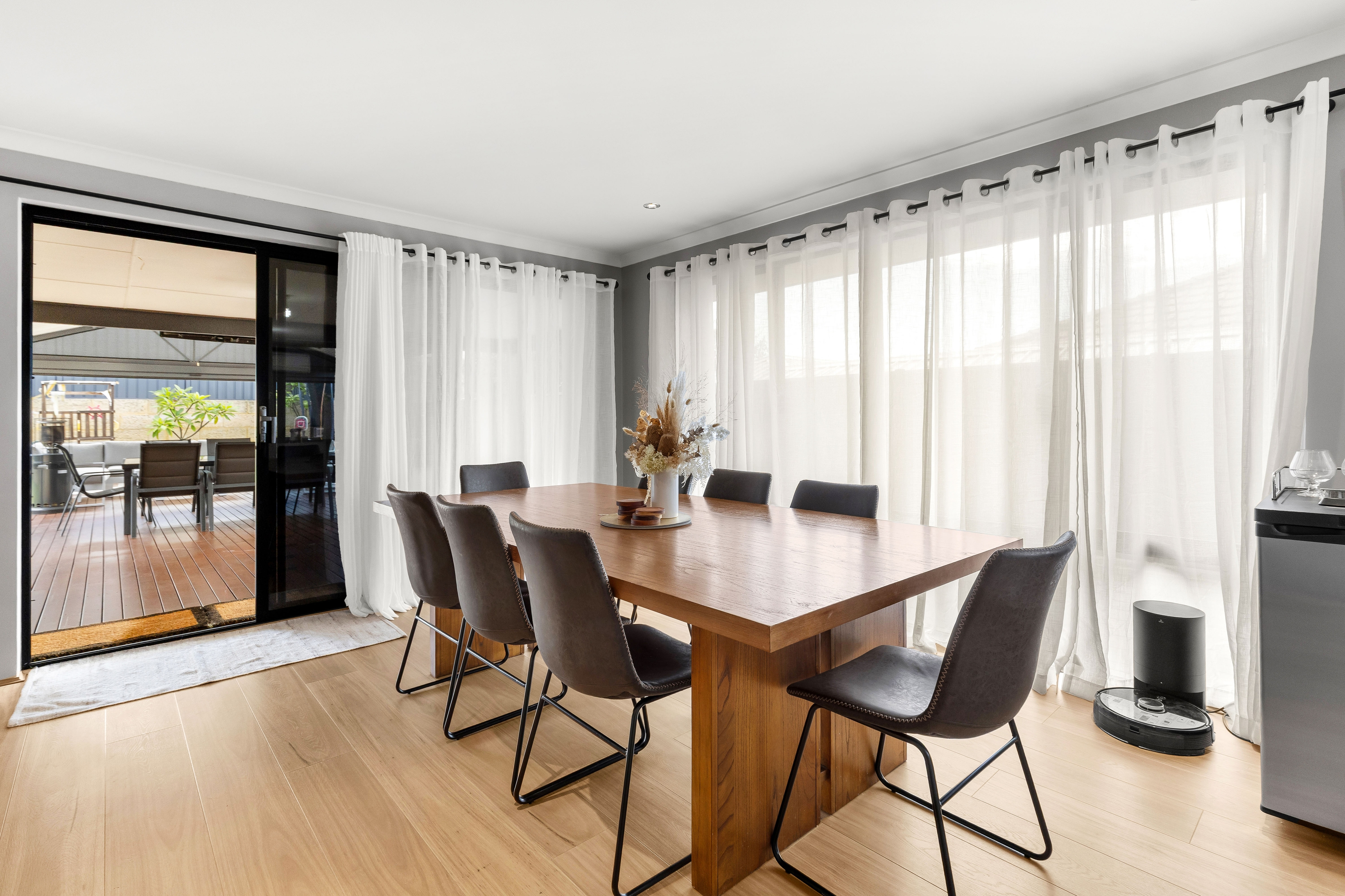 114 Brixton Crescent, Ellenbrook WA 6069, Ellenbrook - Thumbnail 6