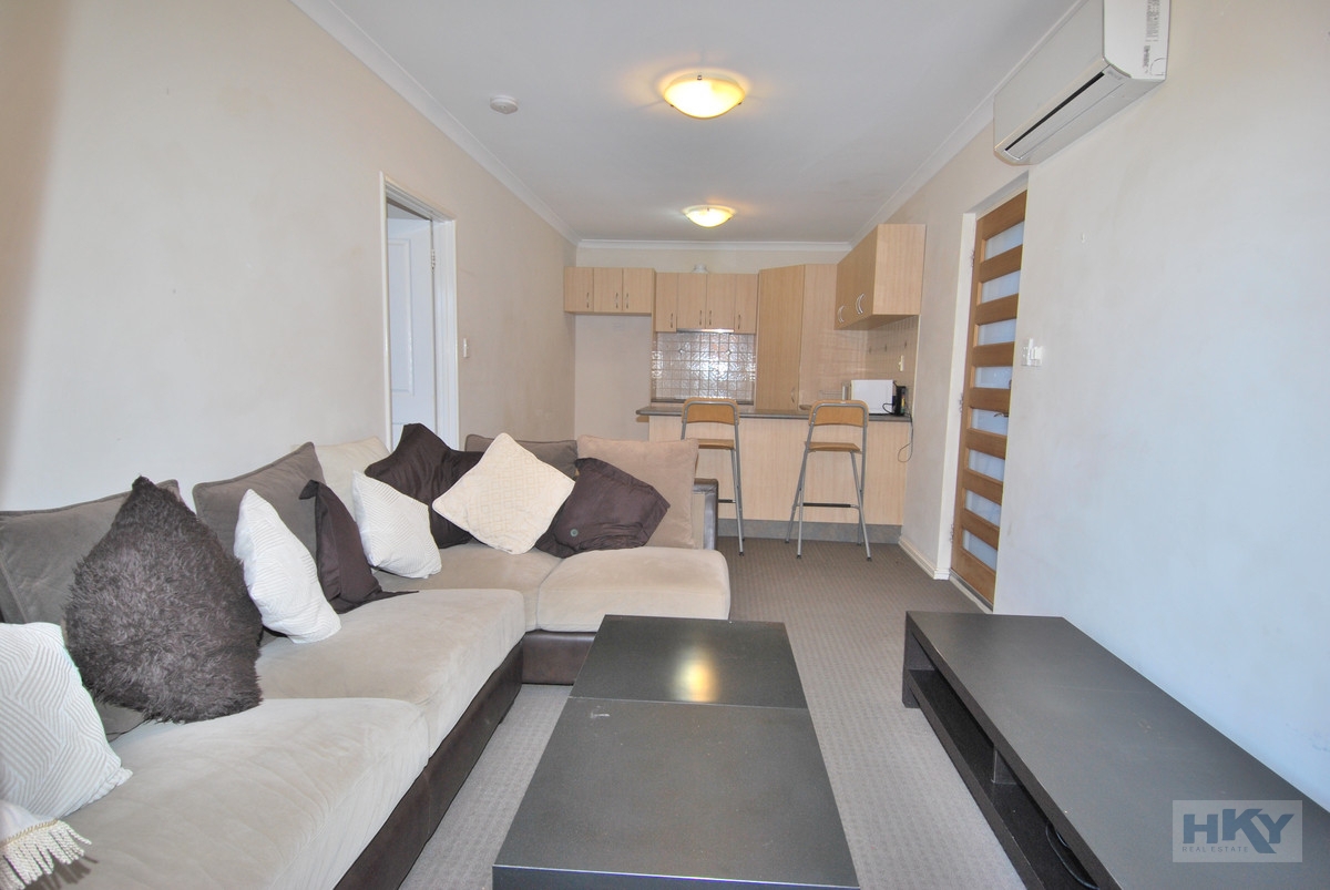 65 Lakefront Circle, The Vines WA 6069, The Vines - Thumbnail 6