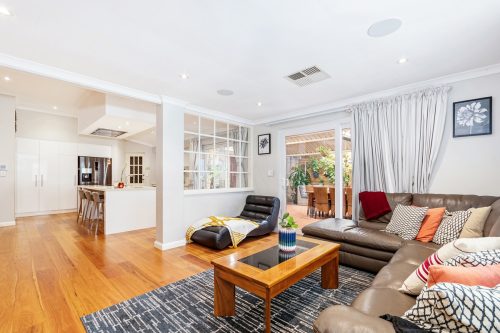 loading=