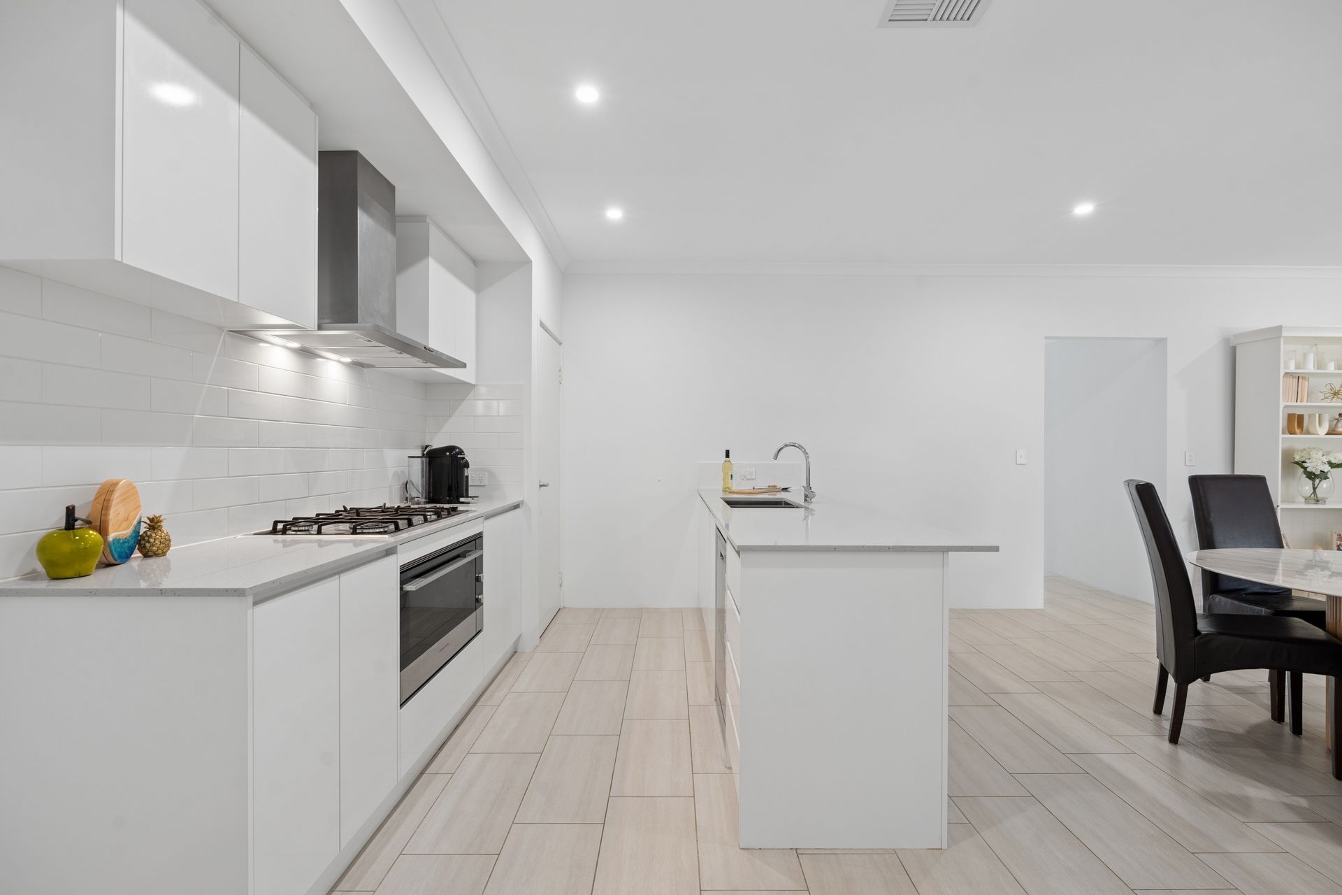 6 Oldbury Street, Aveley - Image 1