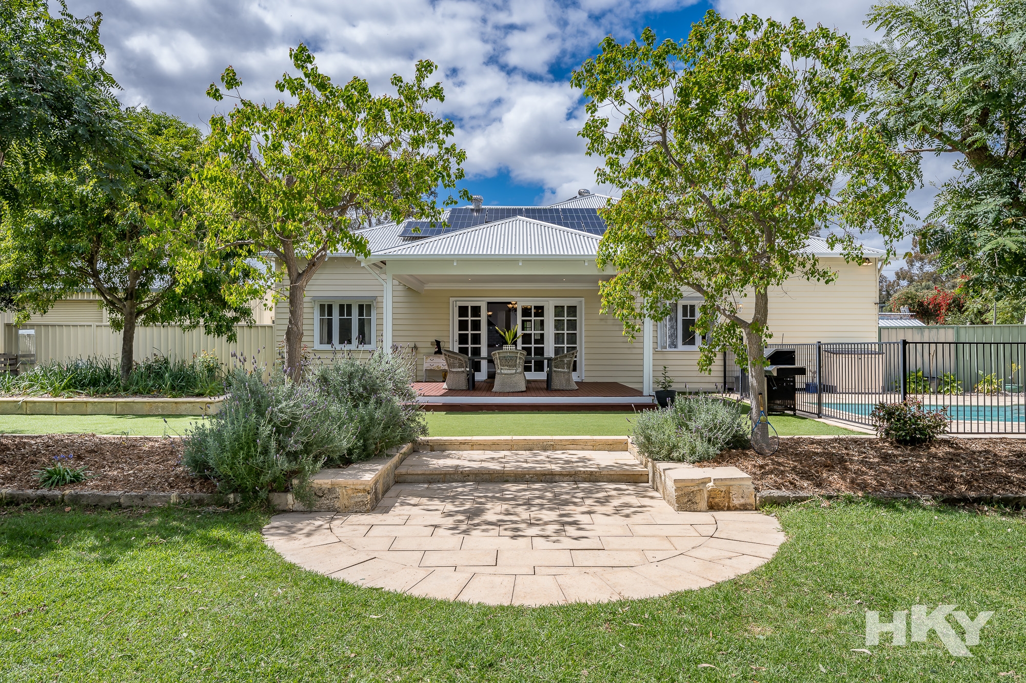 55 Railway Parade, Upper Swan - Image 1