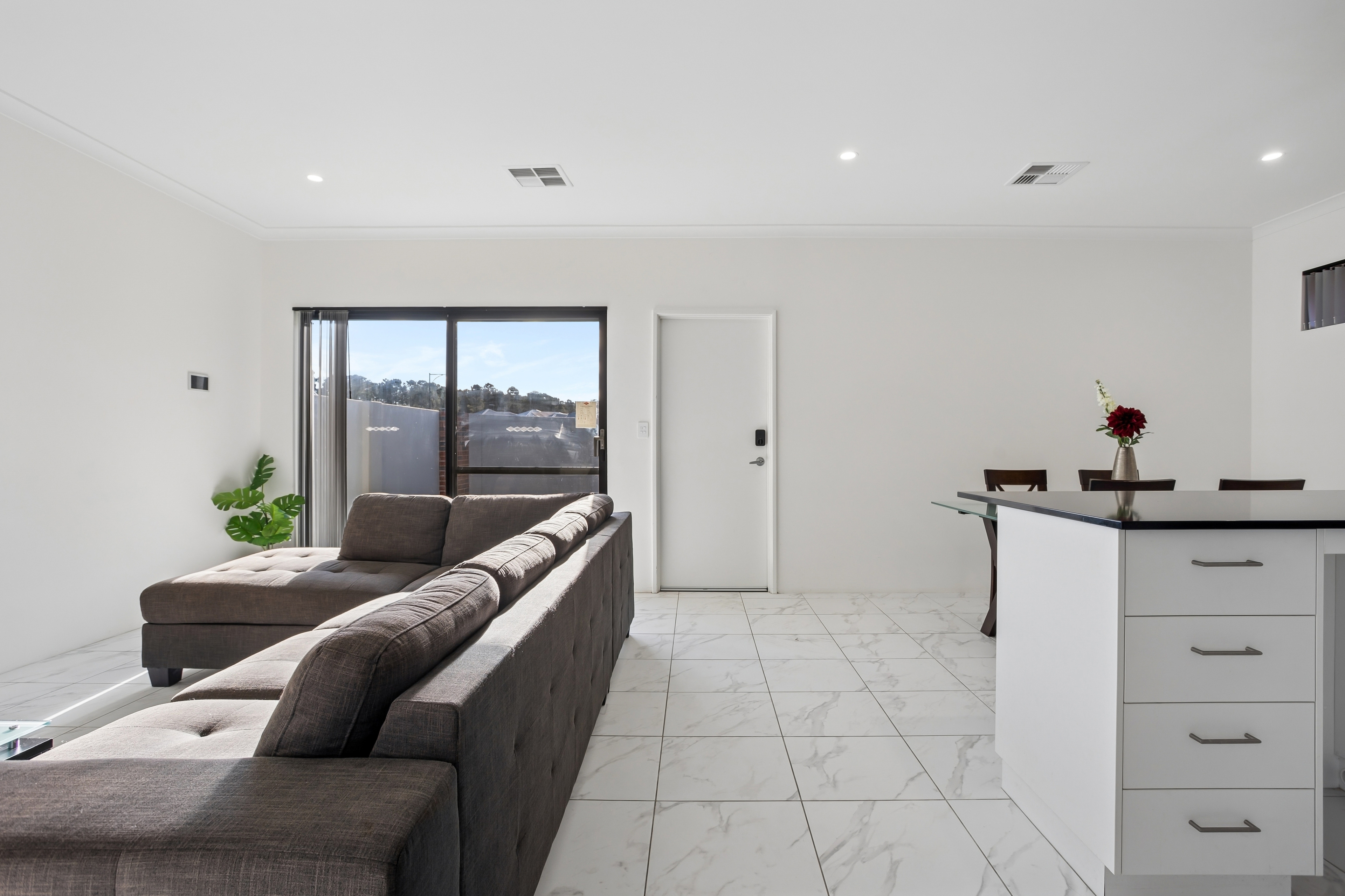 92 Mangles Drive, Ellenbrook WA 6069, Ellenbrook - Thumbnail 6